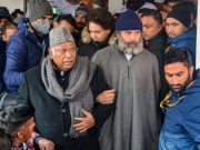 Rahul Gandhi dons ‘pheran’ to ward off Kashmir chill