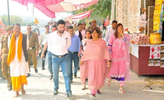 Secretary Tourism visits Purmandal, Utterbehani; reviews progress on development works