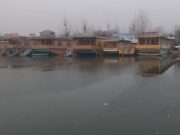 Kashmir continues to grapple with cold wave, subzero temperatures